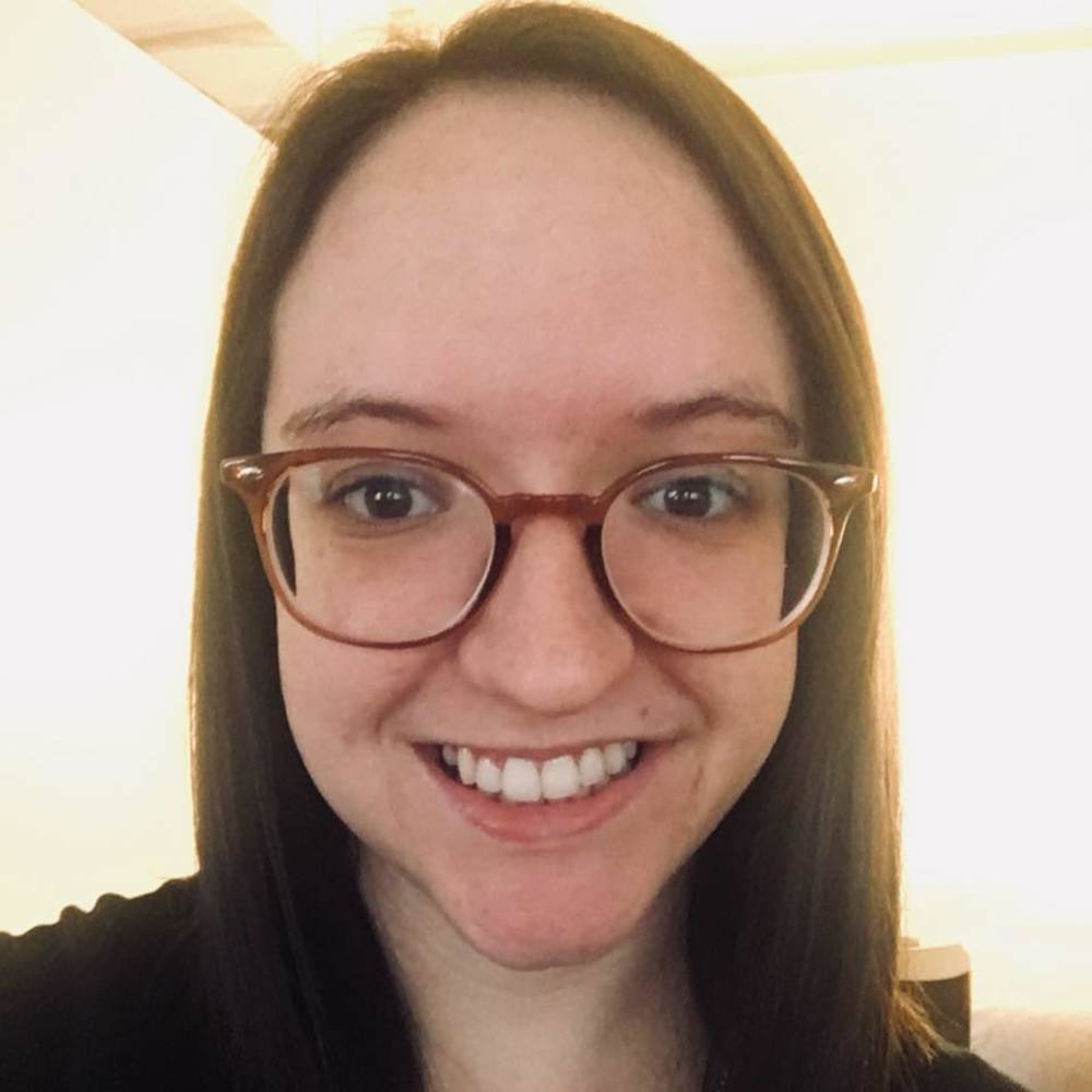 Meet your Posher, Amy